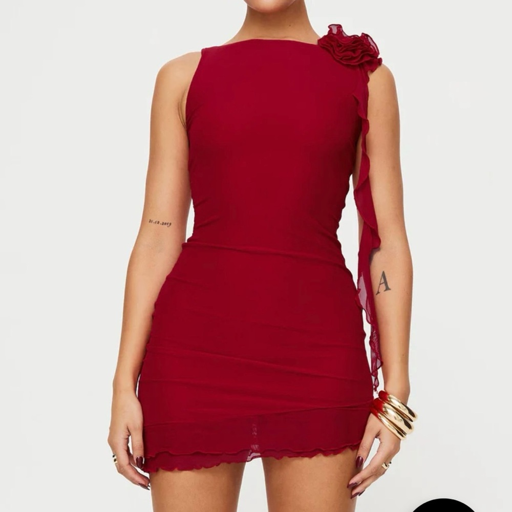 Princess Polly 4 Lorello Mini Red Dress, One Shoulder Rosette Ruffle Trim - Picture 2 of 12